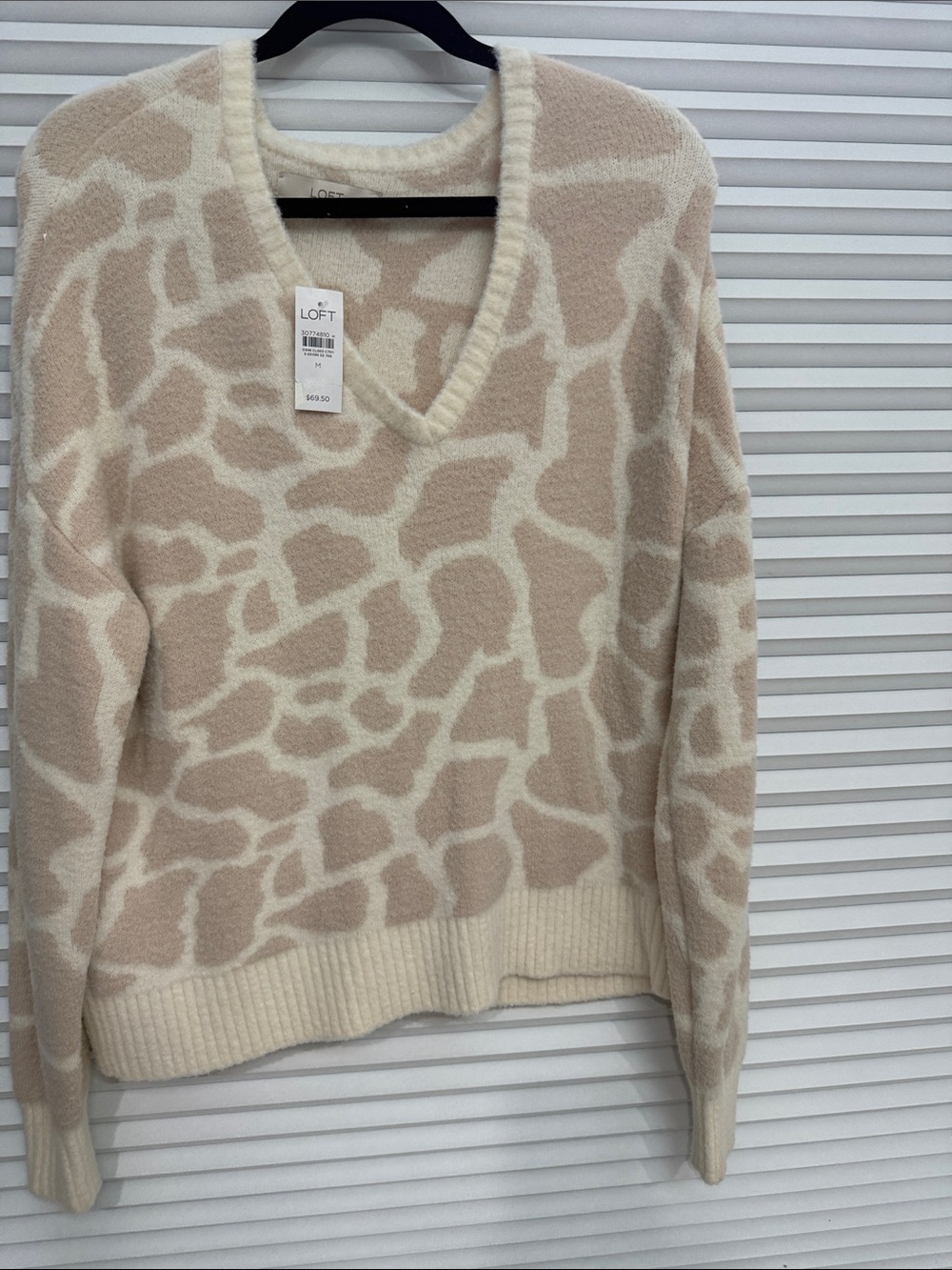 LOFT Cream and Beige Giraffe-Print V-Neck Sweater